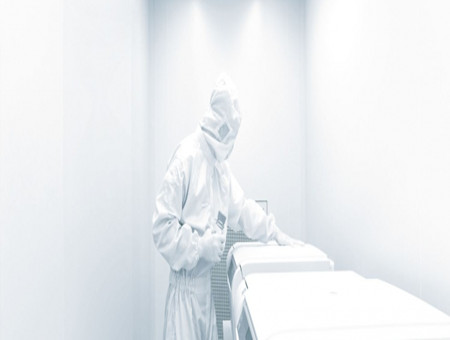 Choosing Cleaning Wipes for a Specific Process